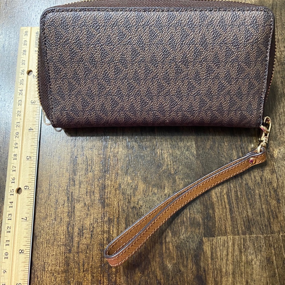 Gently used Michael Kors wallet